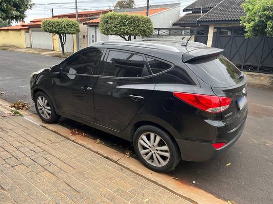 HYUNDAI IX35 2.0 MPI 4X2 16V FLEX 4P AUTOMÁTICO HYUNDAI IX35 2.0 MPI 4X2 16V FLEX 4P AUTOMÁTICO